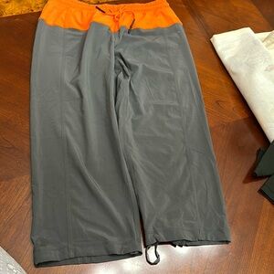 Lulumelon short size 6